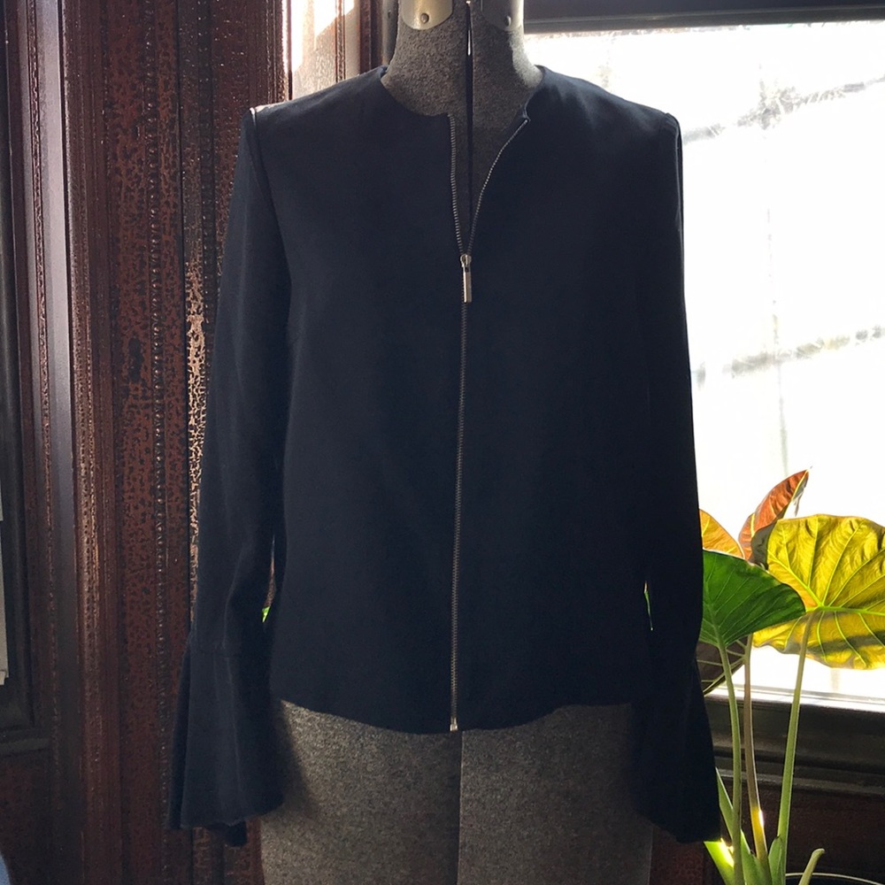 Zara Black Ruffle Sleeved Zip Blazer